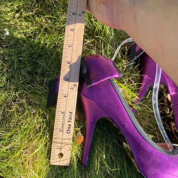 Women's Betsey Johnson purple pump caseyy - Picture 10 of 10